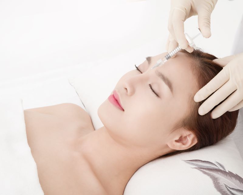 Trong quá trình phẫu thuật, bệnh nhân sẽ được gây tê nên không có cảm giác đau